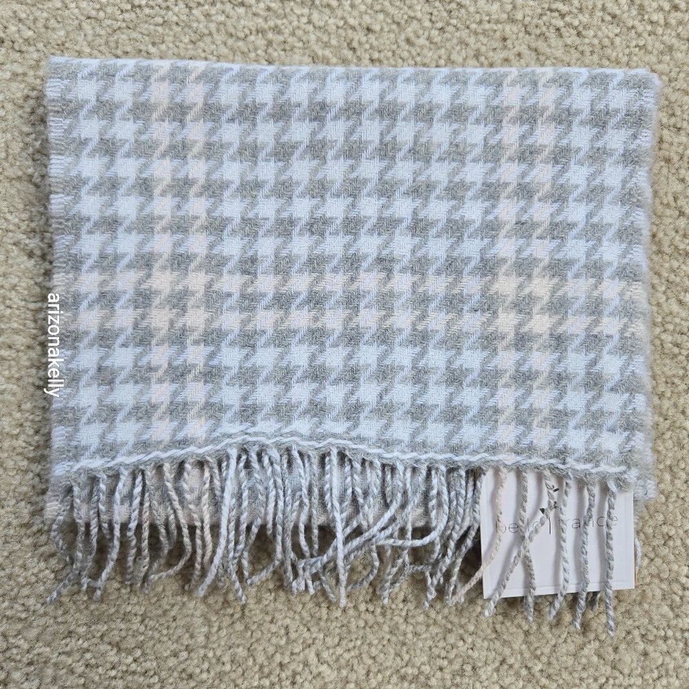 NWT Wool & Cashmere Houndstooth Scarf Belle France - Picture 8 of 8